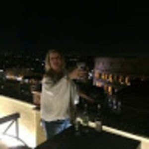 Meet your Posher, Sharon